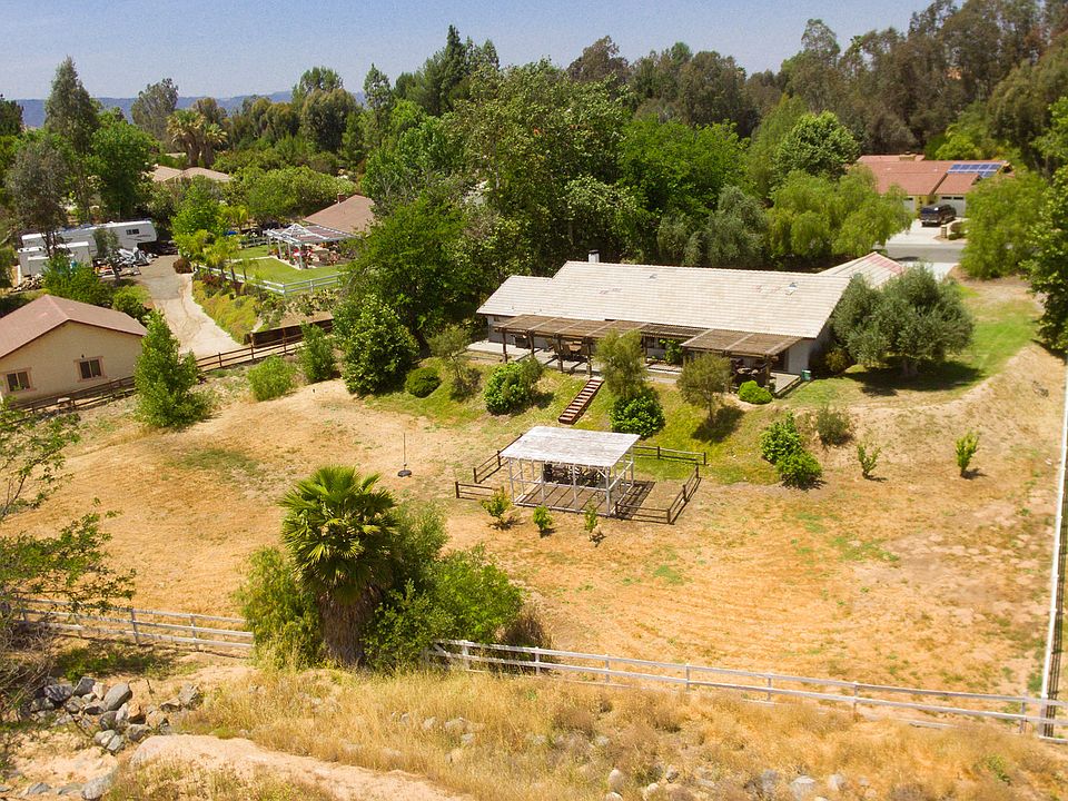 2nd image of 29729 Valle Olvera