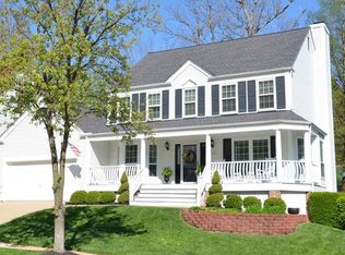 1246 Red Oak Plantation Dr, Ballwin, MO
