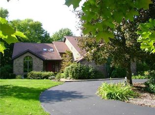 5820 Grubb Rd, Erie, PA 16506