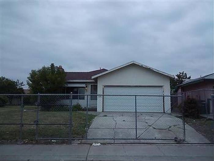 1st image of 7709 Dixie Lou St