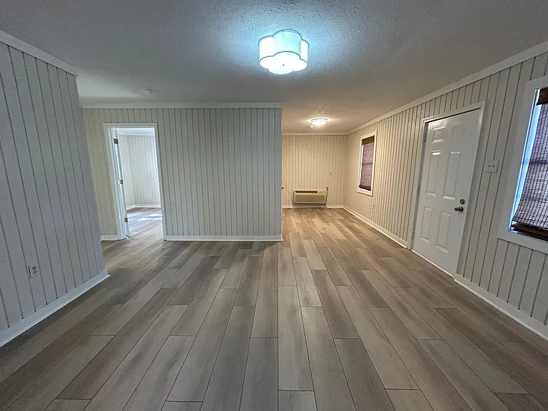 229 North Church Street — Photo 5