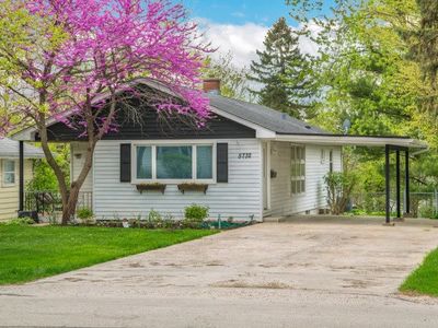 5732 Washington St, Downers Grove, IL, 60516