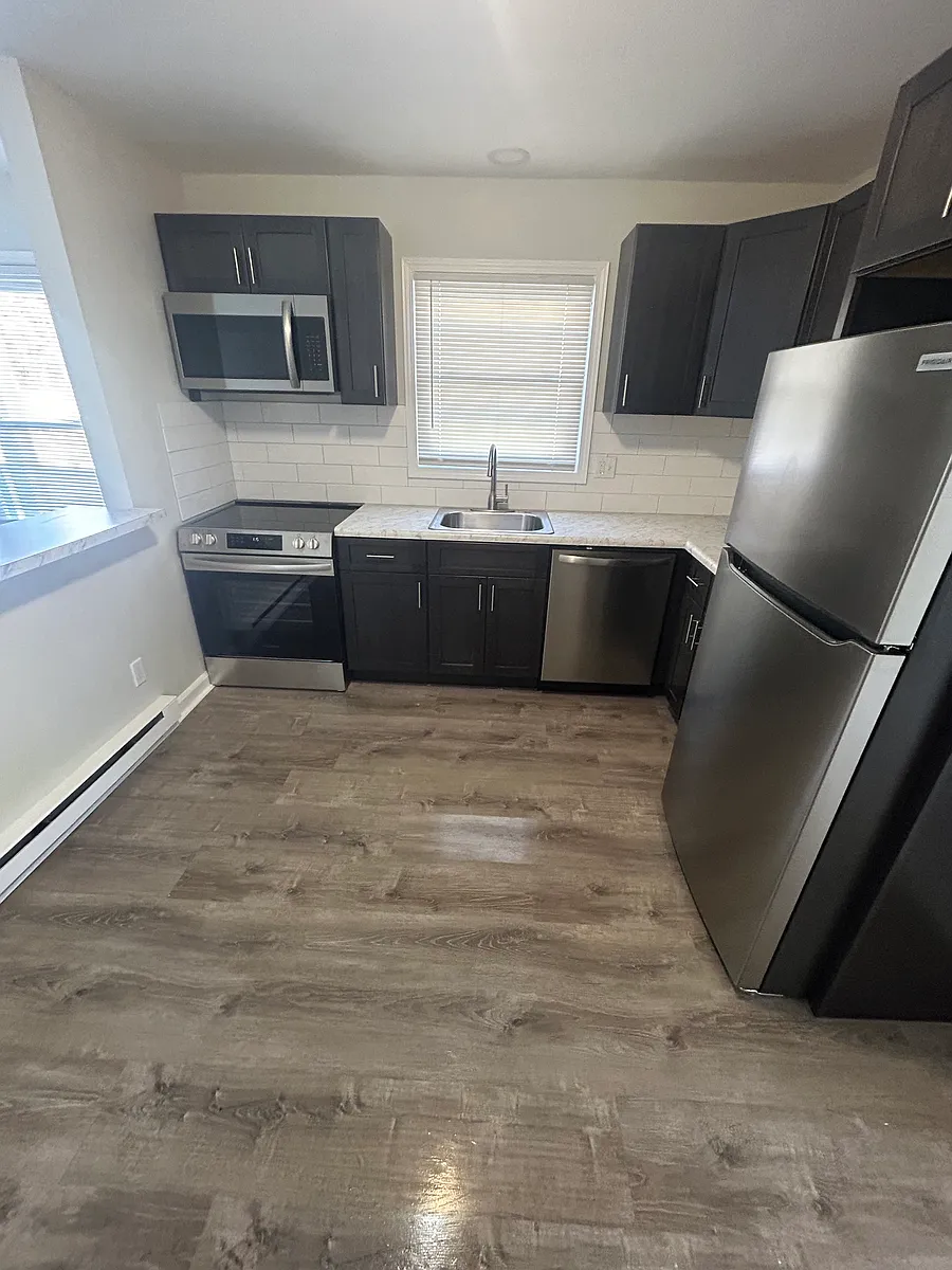 Building Photo - Hudson Valley Apartments
