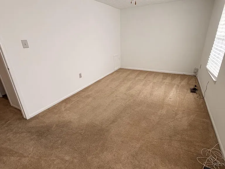 15765 Haynes Rd — Photo 13
