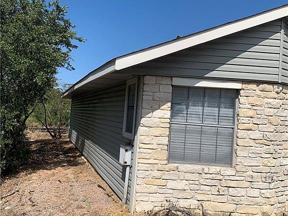3rd image of 1109 County Road 132a