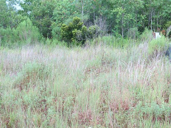 5th image of 545 Road 5704