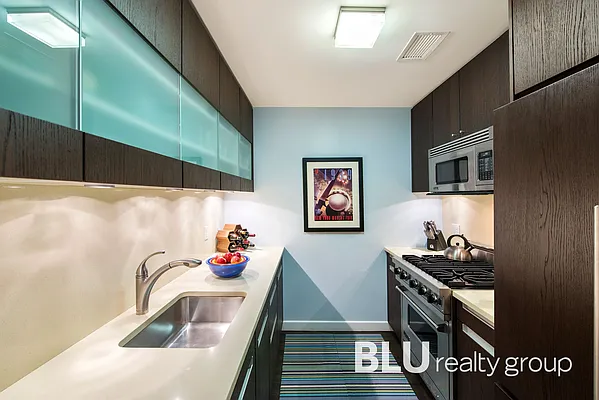 Rented by BLU Real Estate | media 11