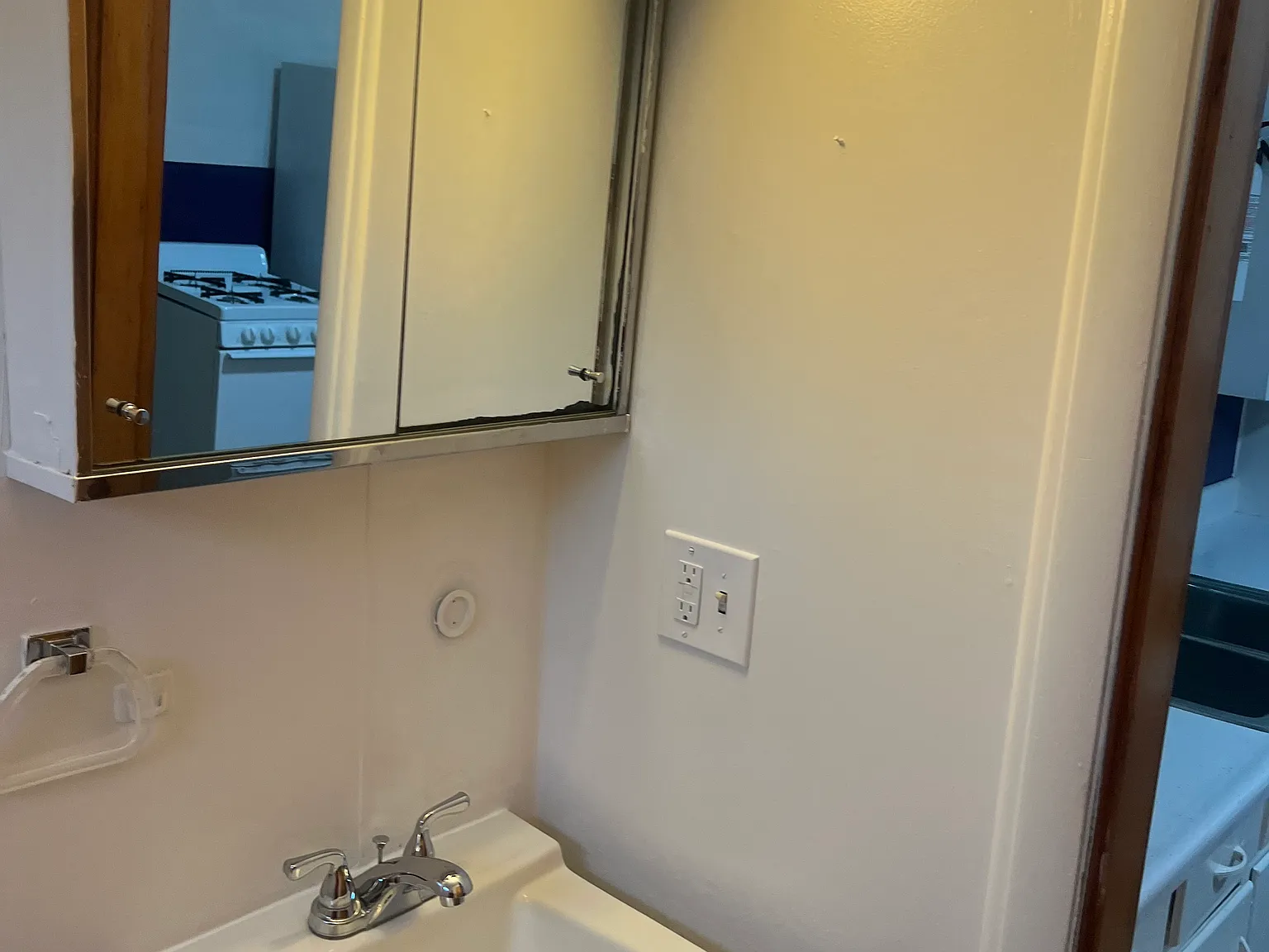 1 bed, 600 sqft, $875 — Photo 2