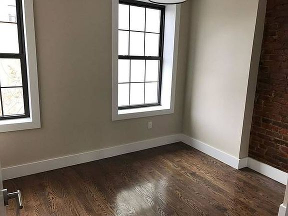 5th image of 1093 Bedford Ave #3