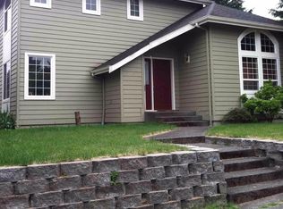 2215 NE 68th St, Seattle, WA 98115