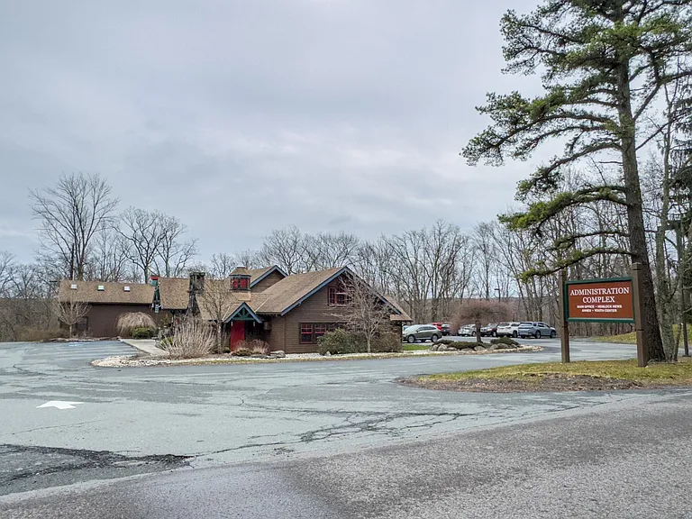 117 Forest Dr — Photo 60
