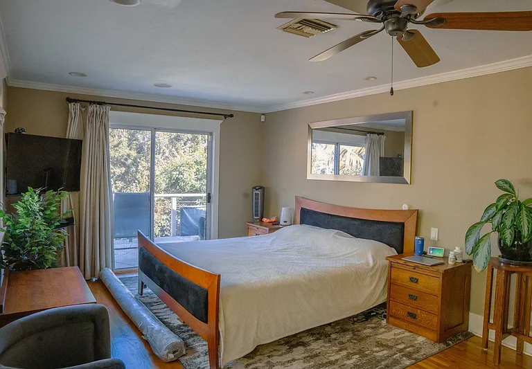 3675 Eagle St — Photo 14
