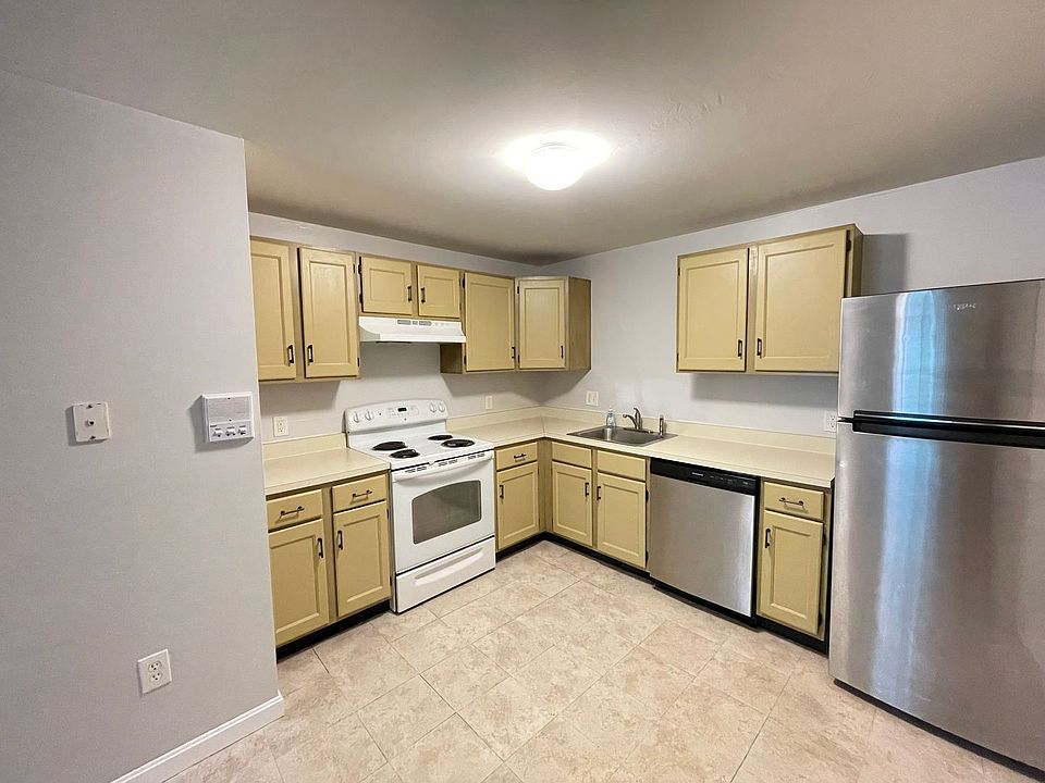 1st image of 12 E Side Dr APT 209