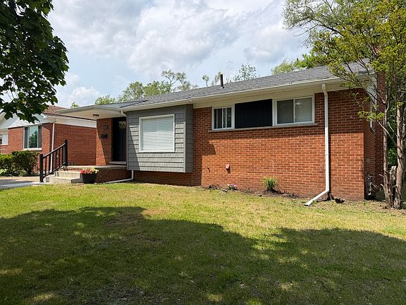 2nd image of 8026 Pembroke Ave