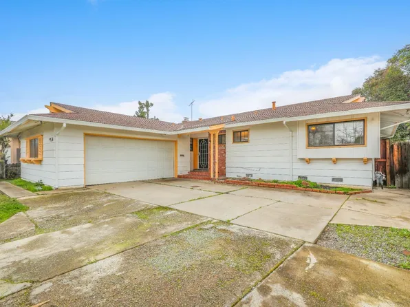 6448 Valley Hi Dr, Sacramento, CA 95823