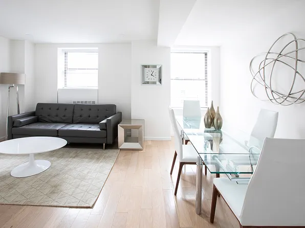 150 West 51st Street image 1 of 16