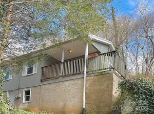 27 Hemphill Rd, Asheville, NC 28803