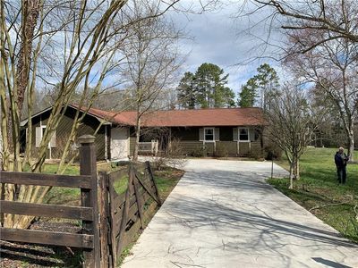 135 Cedar Hollow Rd, Seneca, SC, 29678
