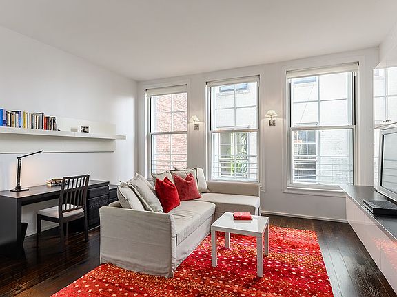 5th image of 37 Walker St