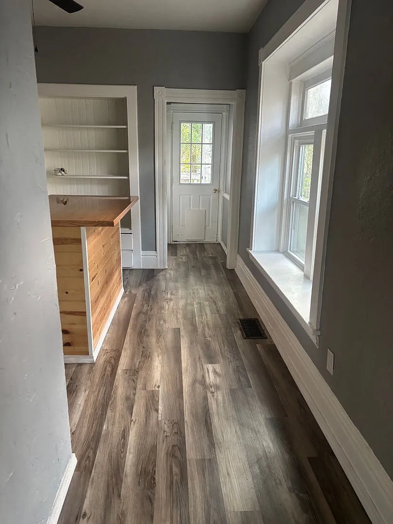 159 Jefferson Ave — Photo 3