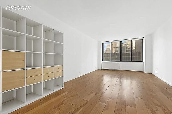 1st image of 445 5th Ave #12B