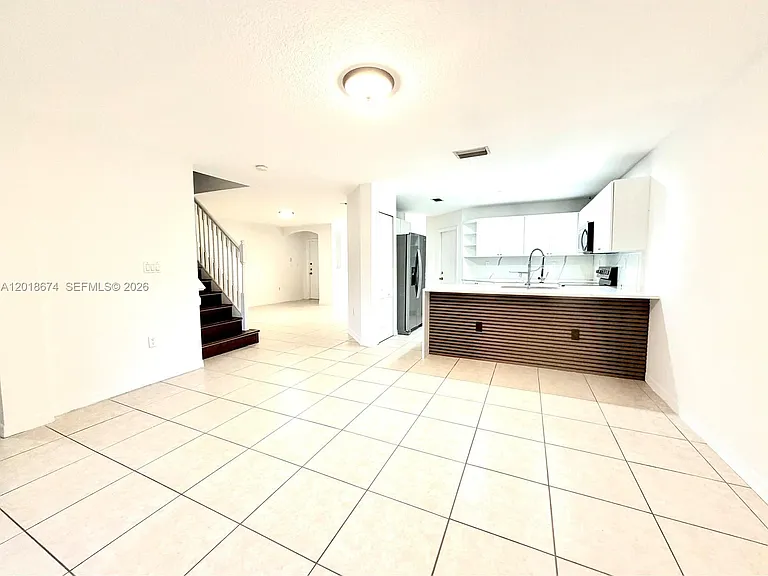 16336 SW 48th Ter #16336 — Photo 9