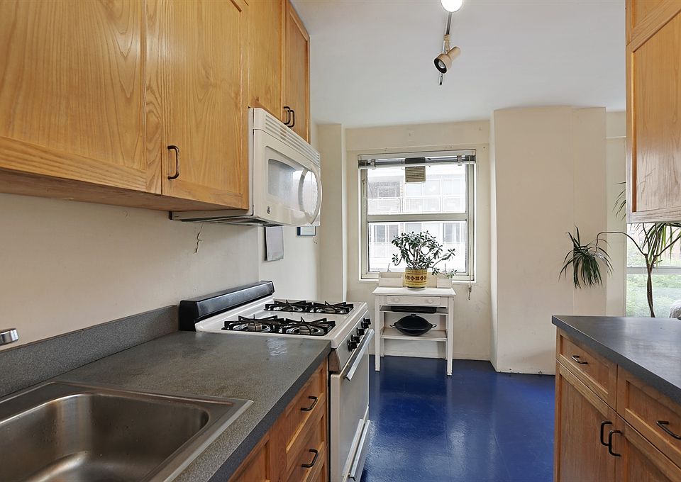 1st image of 549 W 123rd St APT 7C