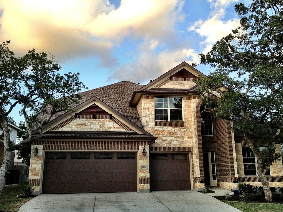 2nd image of 1304 Ravensbrook Bnd