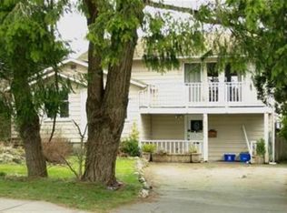 15695 Thrift Ave, White Rock, BC