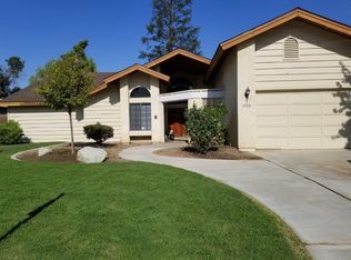 1908 Mountain Oak Rd, Bakersfield, CA 93311