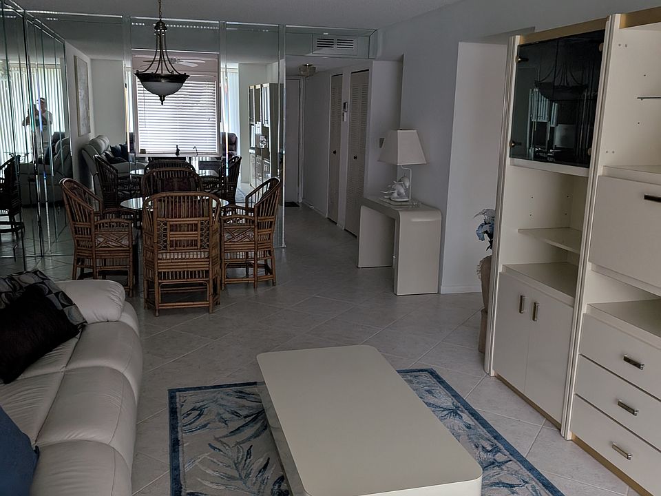 2nd image of 14307 Bedford Dr #17