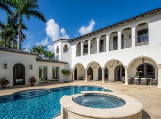 5135 Lakeview Dr, Miami Beach, FL 33140