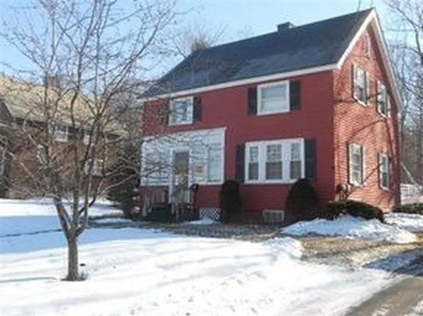 66 High Holborn St, Gardiner, ME 04345