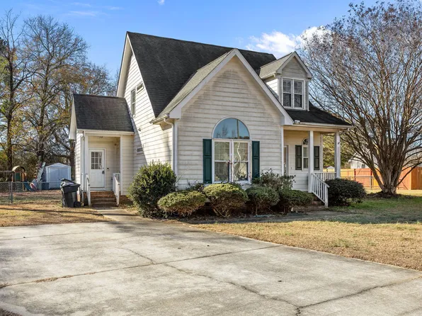 607 Denese Cir, Erwin, NC 28339