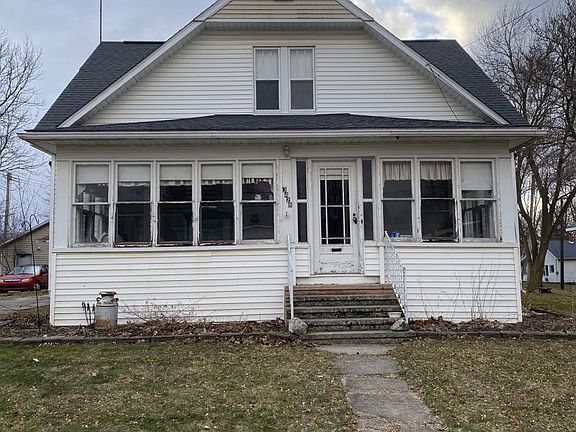 2nd image of 3428 Washington St