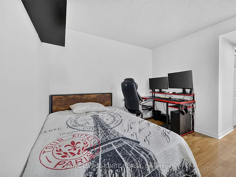 24 Wellesley St W #1206 — Photo 23