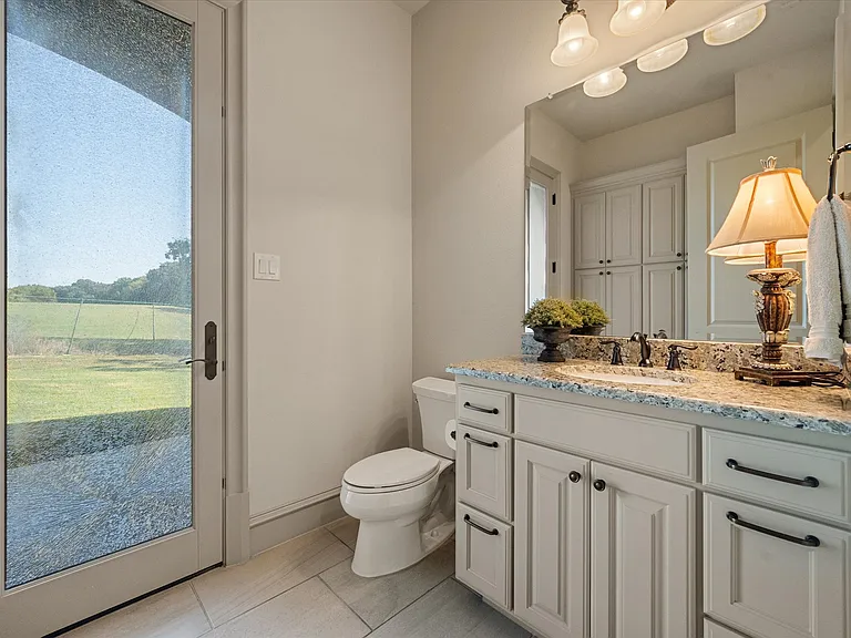 7947 Chartwell Ln — Photo 8