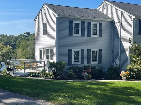 23 Hoover St, Plymouth, MA 02360