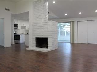 8427 Crebs Ave, Northridge, CA 91324