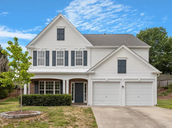 107 Fallborough Ct, Morrisville, NC 27560