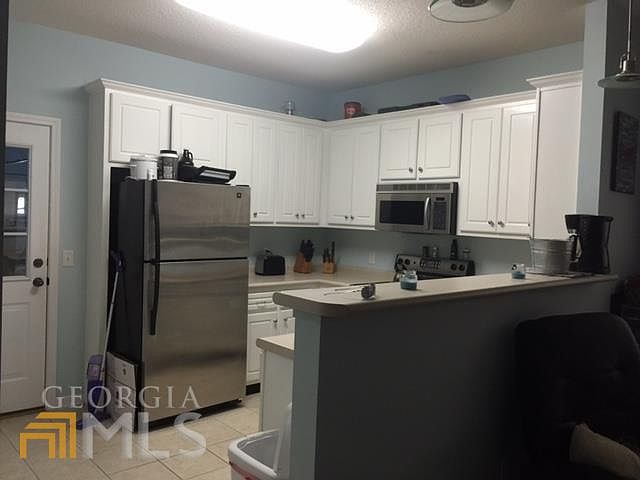1st image of 1118B Southbend Dr #B