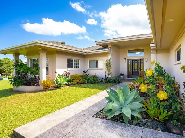 1699 Kaupakalua Rd, Haiku, HI 96708