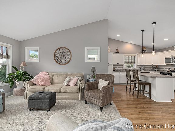 5th image of 11532 S Lake Dr #112