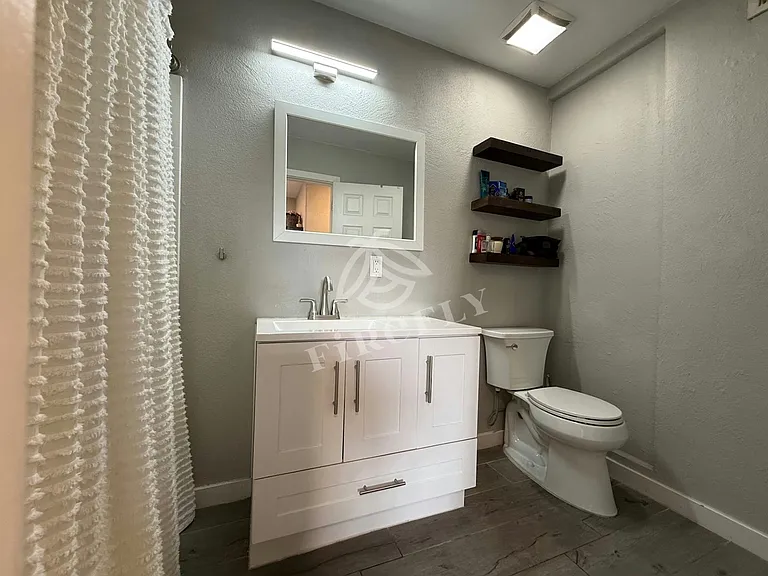 2023 E Alder Cir — Photo 14