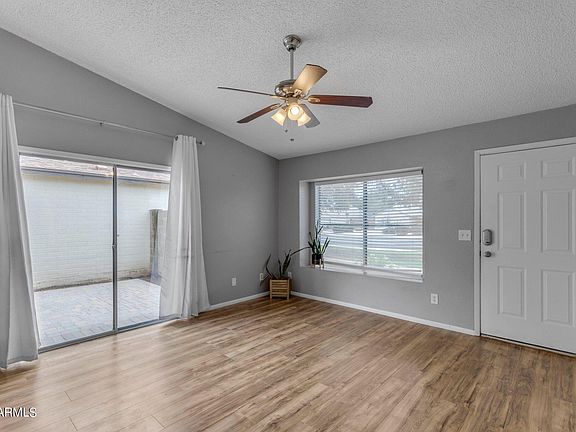 5th image of 5135 E EVERGREEN Street #1204