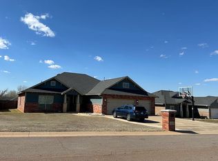 207 Lyla Glen Dr, Washington, OK 73093