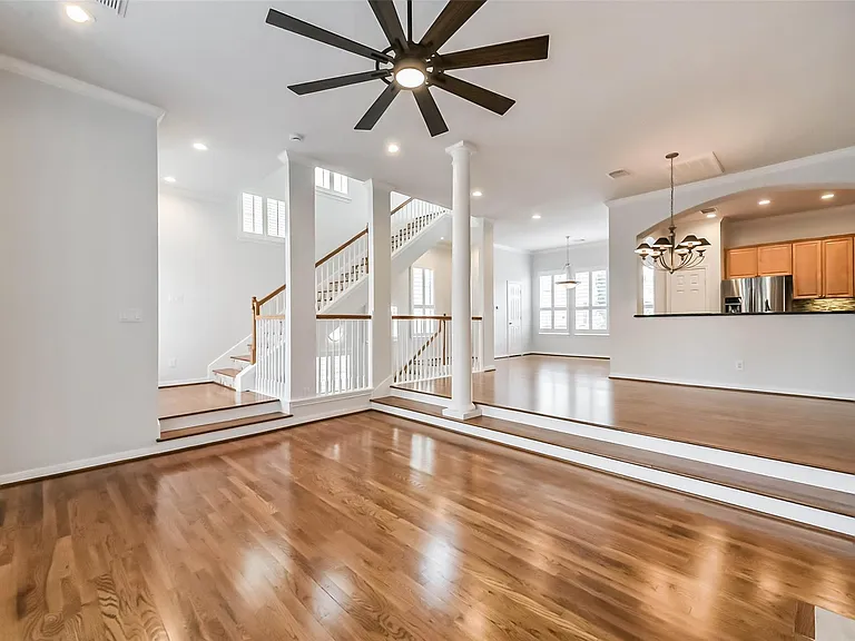 5432 Venice St — Photo 10