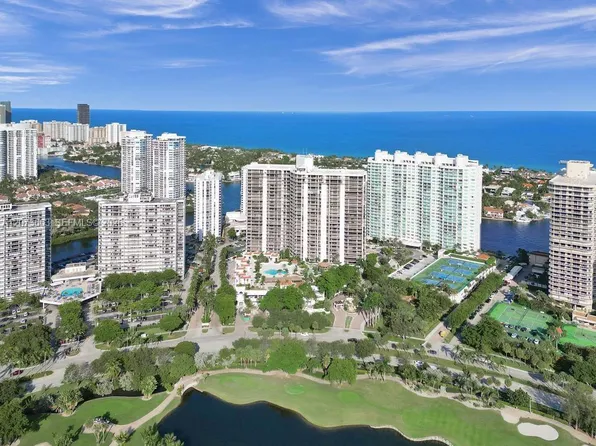 20281 E Country Club Dr APT 404, Aventura, FL 33180