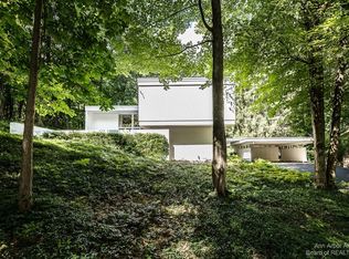 3087 Overridge Dr, Ann Arbor, MI 48104