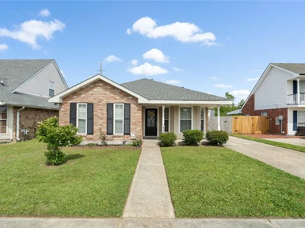 3204 Bradbury Dr, Meraux, LA 70075